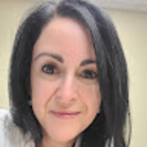 Meet your Posher, Ella